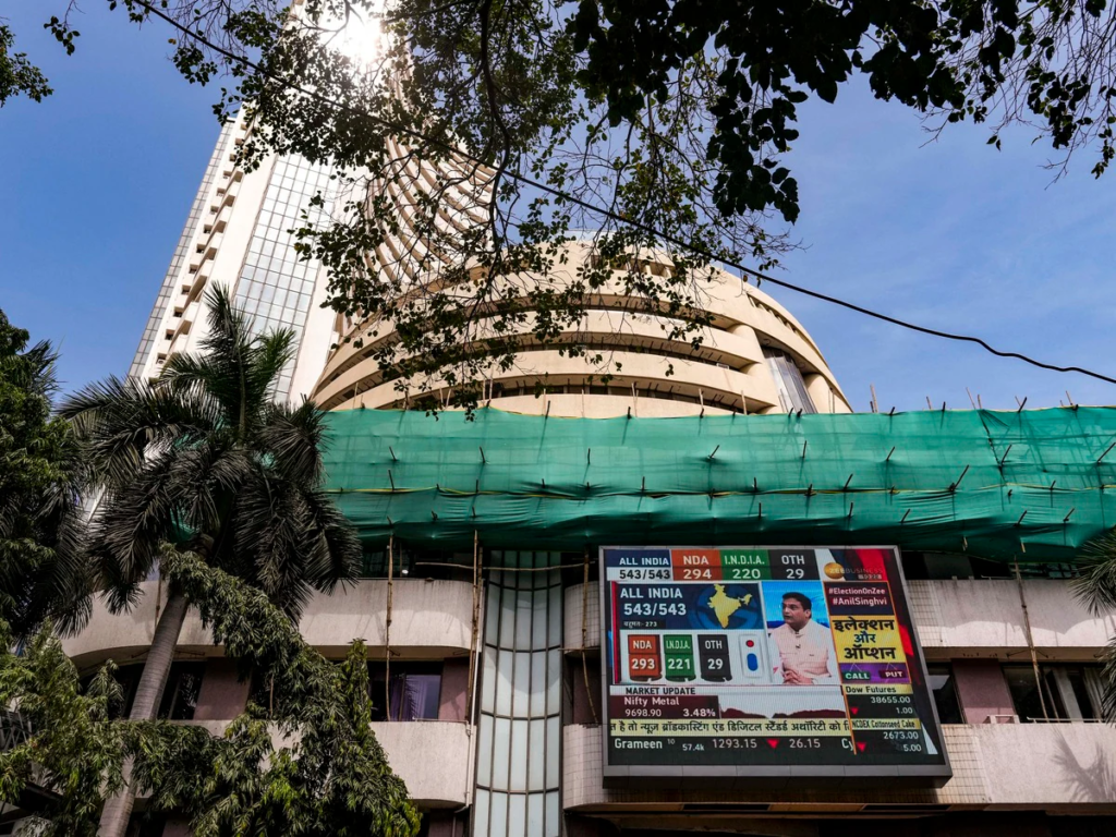 Stock Market: સેન્સેક્સ 1200 પોઈન્ટ તૂટ્યો, જ્યારે બધા સંકેતો સકારાત્મક હતા; શું આ પહેલગામની અસર છે?