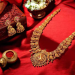 ટ્રમ્પની જાહેરાતને કારણે સોનું (Gold) 1400 રૂપિયા ઘટ્યું, શું હવે ખરીદી કરવાનો યોગ્ય સમય છે? જાણો ભવિષ્ય કેવું છે