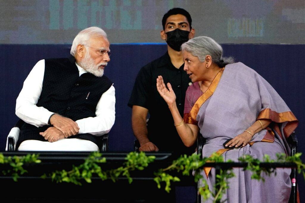 GST Reform: બ્રાન્ડેડ મીઠાઈઓ, ખાદ્ય ઉત્પાદનો અને કપડાં સસ્તા થશે... 5% સ્લેબમાં લાવવાની તૈયારી, આવતા અઠવાડિયે મોટો નિર્ણય!