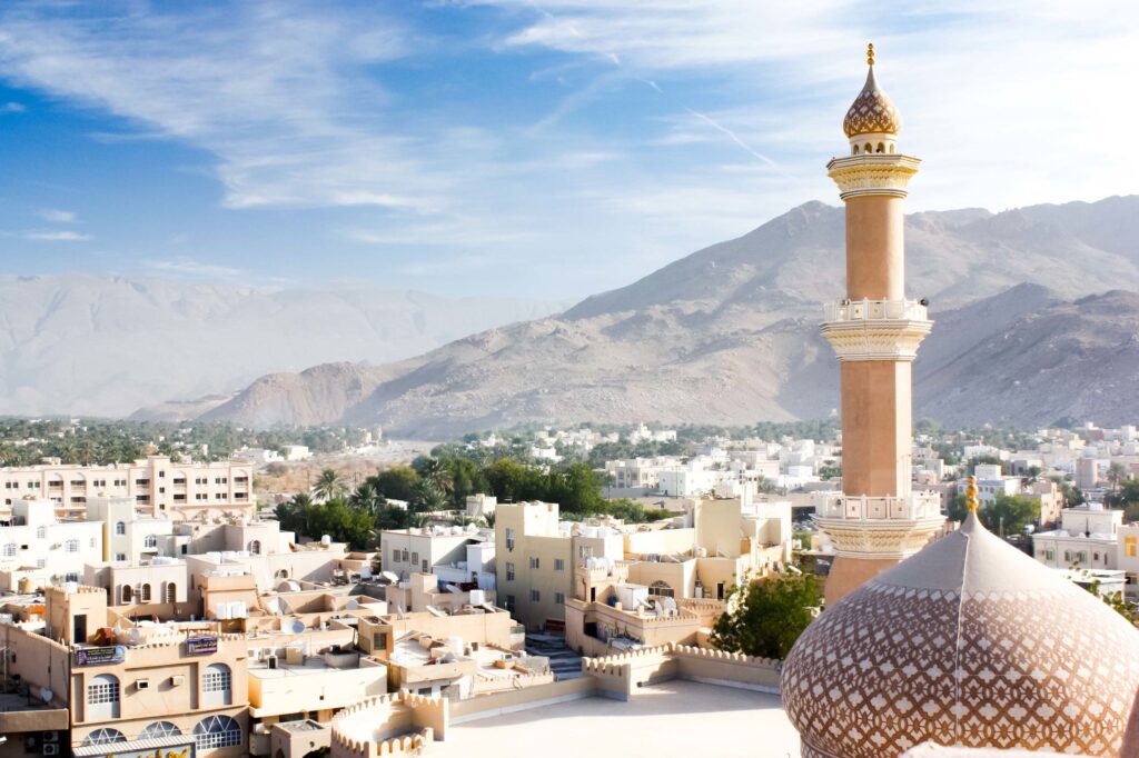 ઓમાન (Oman) એક મુસ્લિમ દેશ છે, પરંતુ ભારતીય ઉદ્યોગપતિઓ અગ્રણી છે, 100 વર્ષ જૂનું મંદિર પણ ચર્ચામાં... 