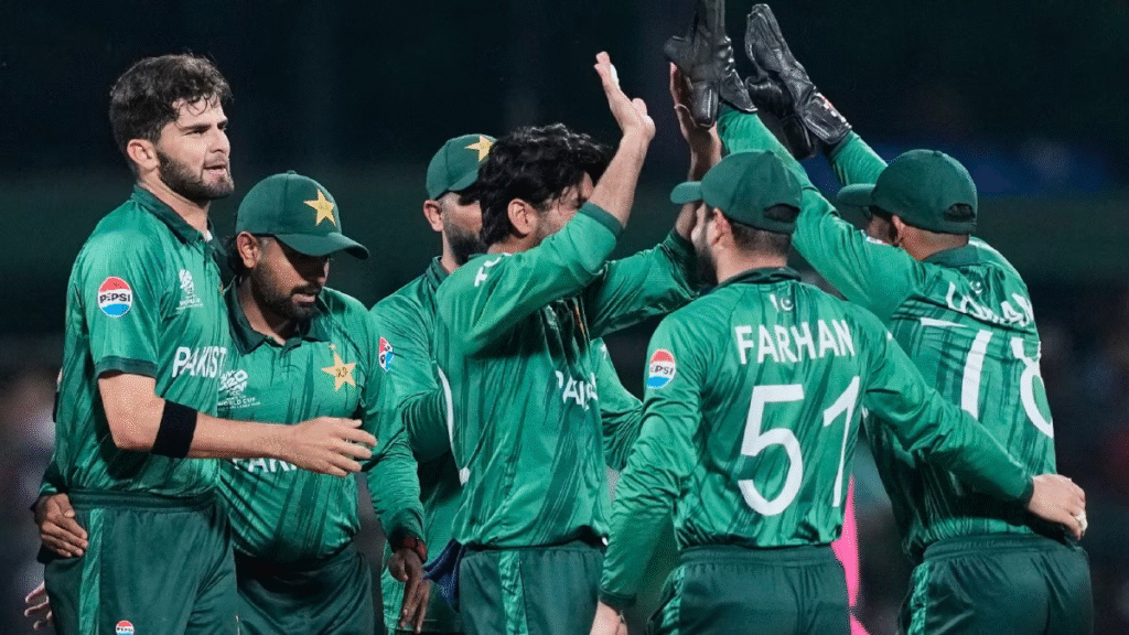 T20 World Cup Semi Final Scenario: પાકિસ્તાન (Pakistan) હજુ પણ સેમિફાઇનલમાં પહોંચી શકે છે, સમગ્ર સમીકરણને સરળ શબ્દોમાં સમજો