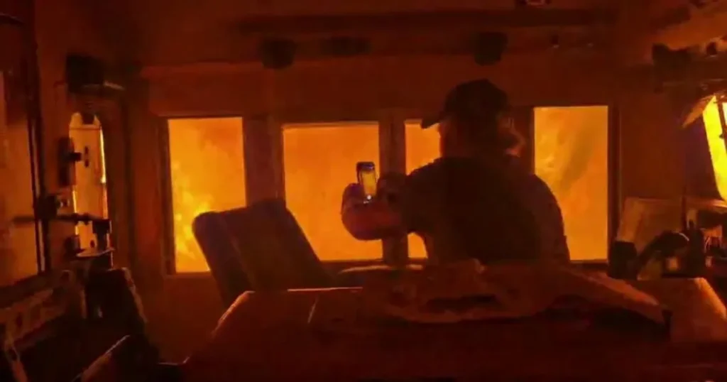 આગ (Fire) નો ભયાનક કહેર: કેનેડામાં જંગલની આગ વચ્ચે ટ્રેન ફસાઈ, ટ્રક અથડાયો