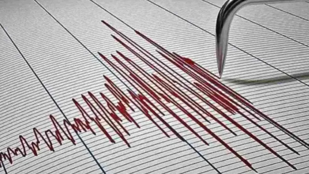 ભૂકંપ(Earthquake)નો ખતરનાક કહેર: ઇન્ડોનેશિયામાં 7.7 તીવ્રતાનો ભૂકંપ, 38નાં મોત; ઇમારતો ધરાશાયી, સુનામીનો ભય